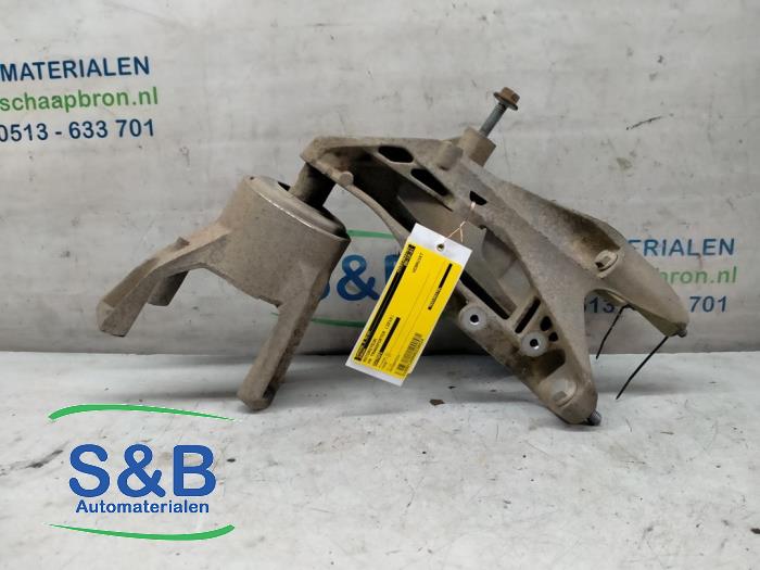 Used Engine mount Volkswagen Transporter Price € 40,00 Margin scheme offered by Schaap & Bron