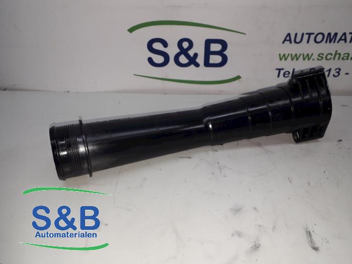 Gebrauchte Intercooler Rohr Volkswagen Transporter T6 2.0 TDI 150 4Motion Preis € 50,00 Margenregelung angeboten von Schaap & Bron