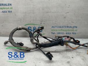 Usados Mazo de cables compartimento motor Volkswagen Transporter Precio € 125,00 Norma de margen ofrecido por Schaap & Bron
