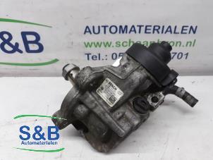 Usados Bomba de alta presión Volkswagen Amarok 2.0 TDI 16V 4Motion Precio € 299,00 Norma de margen ofrecido por Schaap & Bron