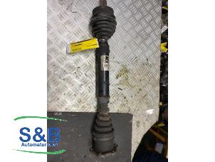 Used Front drive shaft, left Audi A4 (B6) 2.0 20V Price € 75,00 Margin scheme offered by Schaap & Bron