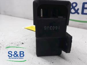 Used Glow plug relay Volkswagen LT II 28/31/35 2.5 TDi Price € 40,00 Margin scheme offered by Schaap & Bron