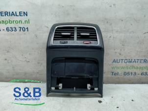 Used Armrest cover cap middle Audi A5 Quattro (B8C/S) 2.0 TFSI 16V Price € 40,00 Margin scheme offered by Schaap & Bron