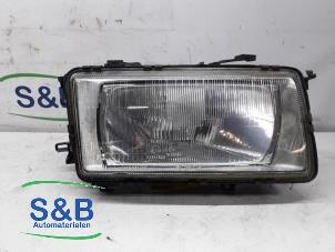 Used Headlight, right Audi 80 (B3) 1.8 S Price € 50,00 Margin scheme offered by Schaap & Bron