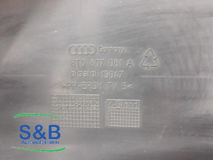 Plaque de protection divers d'un Audi A5 Quattro (B8C/S) 2.0 TFSI 16V 2008