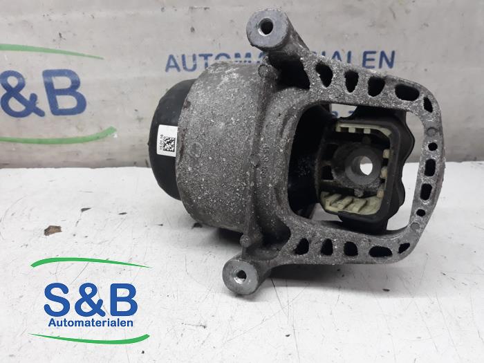Engine mount Audi A4 Avant 2.0 TFSI 16V 8W0199371BS CVKB