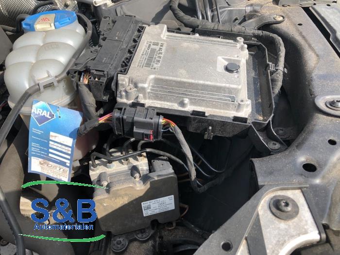 Usagé Bloc ABS Audi A4 Avant (B9) 2.0 TFSI 16V Prix € 449,00 Règlement à la marge proposé par Schaap & Bron