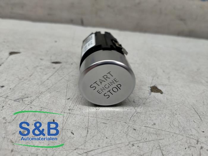 Używane Przelacznik Start/Stop Audi A4 Avant (B9) 2.0 TFSI 16V Cena € 25,00 Procedura marży oferowane przez Schaap & Bron