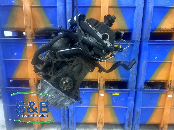 Engine from a Volkswagen Transporter T5 1.9 TDi 2005