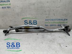 Used Wiper mechanism Audi A4 Avant (B8) 2.0 TDI 16V Price € 30,00 Margin scheme offered by Schaap & Bron
