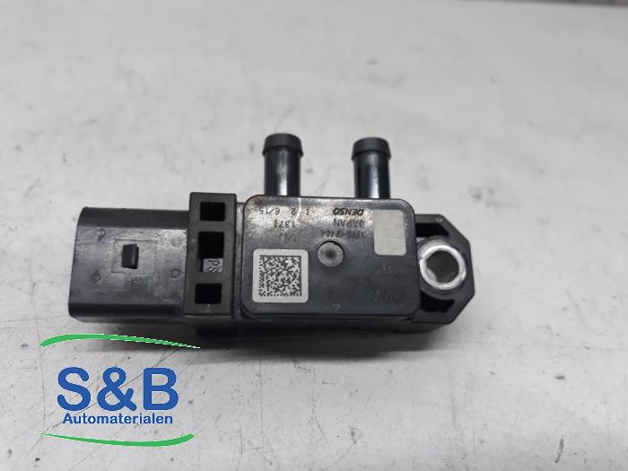 Begagnade Bränsletryckssensor Skoda Fabia III (NJ3) 1.4 TDI 12V 90 Pris € 24,99 Marginaltabell erbjuds av Schaap & Bron