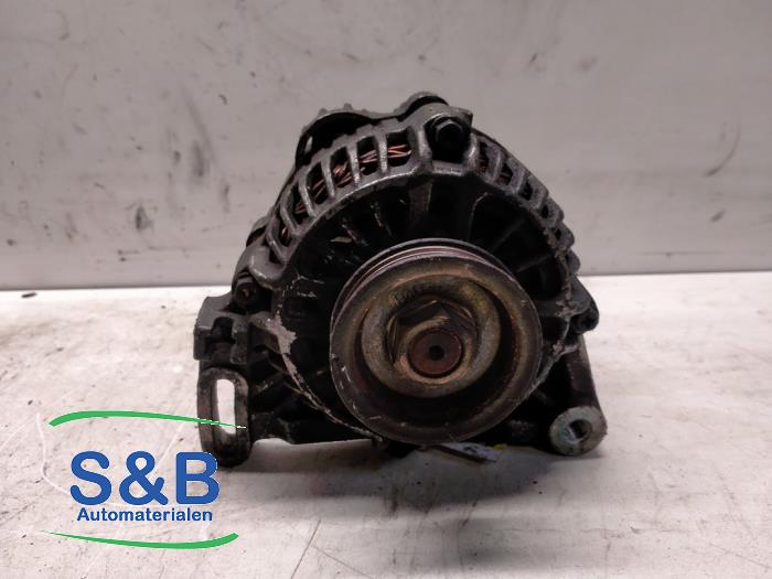 Begagnade Dynamo Renault Clio II (BB/CB) 1.2 Pris på förfrågan erbjuds av Schaap & Bron