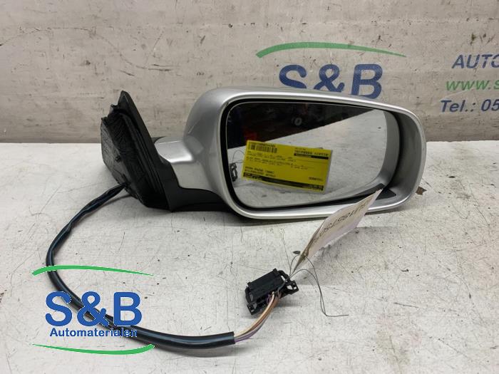 Skoda Superb Wing mirrors, right stock