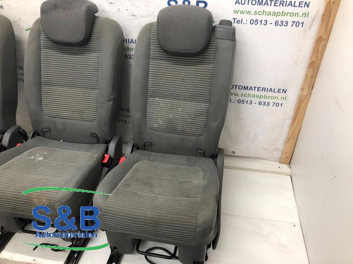 Rear seat from a Seat Alhambra (7N) 2.0 TDI 16V 2011