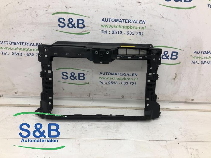 Nowe Panel przedni Volkswagen Jetta IV (162/16A) 1.2 TSI Cena € 68,87 Z VAT oferowane przez Schaap & Bron