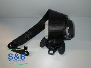 Used Rear seatbelt, left Volkswagen Touran (1T1/T2) 1.4 16V TSI 140 Price € 40,00 Margin scheme offered by Schaap & Bron