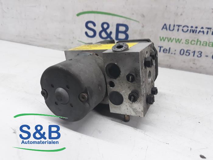 Used ABS pump Audi A6 (C5) 2.4 V6 30V Price € 275,00 Margin scheme offered by Schaap & Bron