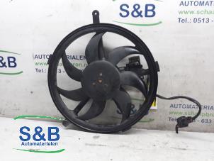 Used Motorkoeling ventilator Mini Clubman (R55) 1.6 16V Cooper S Price € 75,00 Margin scheme offered by Schaap & Bron