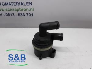 Used Additional water pump Seat Alhambra (7N) 2.0 TDI 16V Price € 50,00 Margin scheme offered by Schaap & Bron
