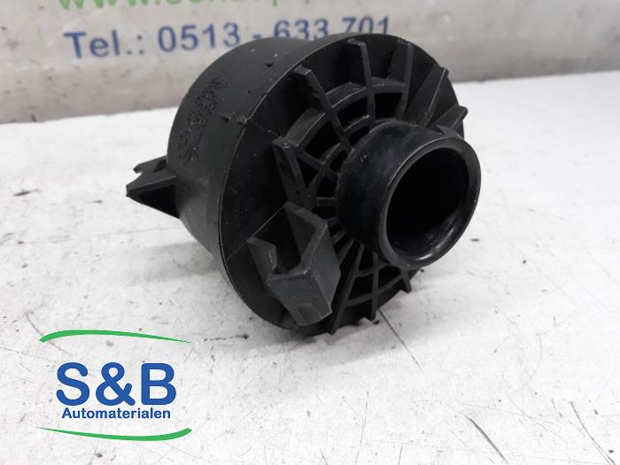 Miscellaneous from a MINI Clubman (R55) 1.6 16V Cooper S 2008