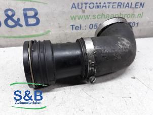 Used Air intake hose Mini Clubman (R55) 1.6 16V Cooper S Price € 25,00 Margin scheme offered by Schaap & Bron