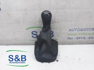 Used Gear stick cover Volkswagen Up! (121) 1.0 12V 60 Price € 15,00 Margin scheme offered by Schaap & Bron