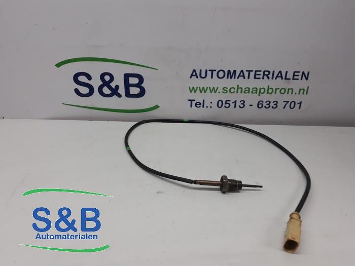 Używane Czujnik temperatury spalin Volkswagen Touran (1T3) 2.0 TDI 16V 140 Cena € 40,00 Procedura marży oferowane przez Schaap & Bron