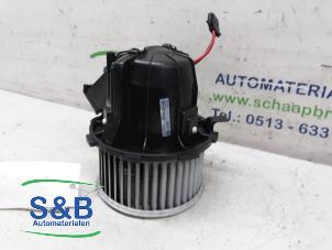 Used Heating and ventilation fan motor Audi A4 Avant (B8) 2.0 TDI 16V Price € 60,00 Margin scheme offered by Schaap & Bron