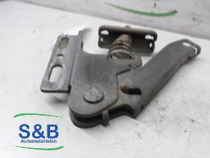 Used Parking brake mechanism Volkswagen Crafter 2.5 TDI 30/32/35 Price € 10,00 Margin scheme offered by Schaap & Bron
