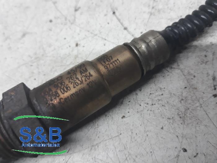 Sonde lambda d'un Volkswagen Golf IV (1J1) 1.6 1999