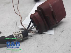 Sonde lambda d'un Volkswagen Golf IV (1J1) 1.6 1999