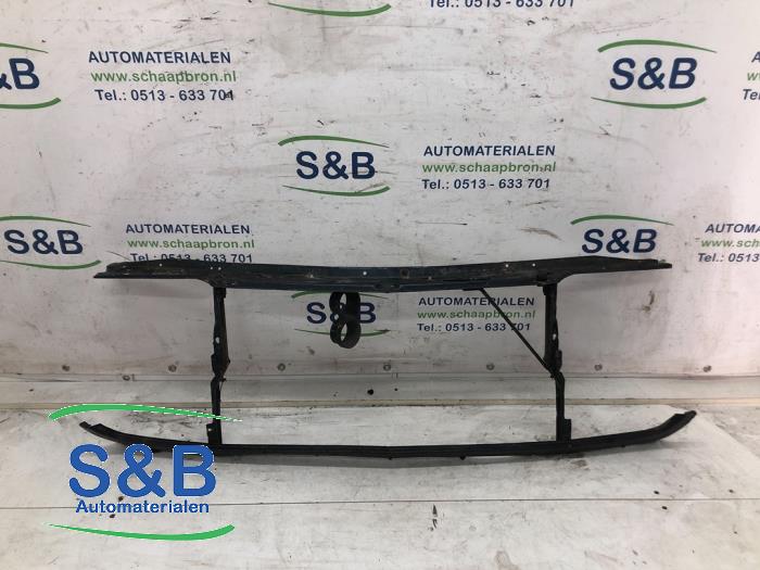 Usados Panel frontal Audi 100 (C3) Precio € 75,00 Norma de margen ofrecido por Schaap & Bron