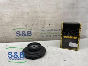 New Lower shock absorber mount, outer left Volkswagen Multivan T5 (7E/7HC/7HF/7HM) 2.0 TDI 4Motion Price € 36,30 Inclusive VAT offered by Schaap & Bron