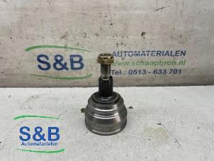 Nuevos Homocinética delante Volkswagen Golf III (1H1) 1.8 GL,GT Syncro Precio € 42,35 IVA incluido ofrecido por Schaap & Bron