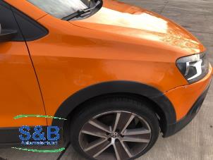 Used Front wing, right Volkswagen Polo V (6R) 1.6 TDI 16V 90 Price € 110,00 Margin scheme offered by Schaap & Bron