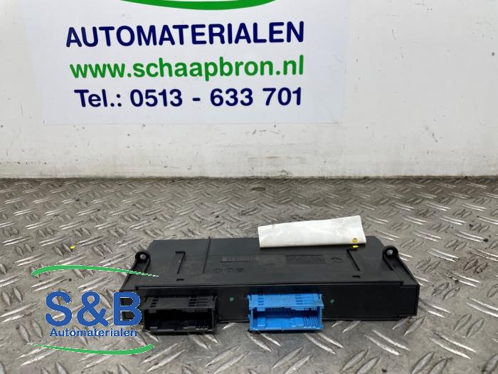 Używane Modul Comfort BMW 3 serie (E90) 320d 16V Edition Fleet Cena € 50,00 Procedura marży oferowane przez Schaap & Bron