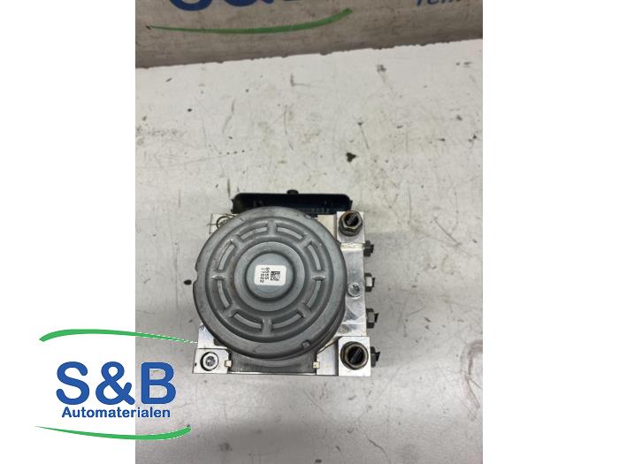 Pompe ABS d'un Audi A3 (8V1/8VK) 1.4 TFSI 16V 2014