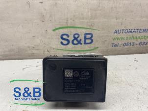 Pompe ABS d'un Audi A3 (8V1/8VK) 1.4 TFSI 16V 2014