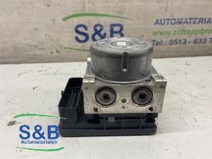 Pompe ABS d'un Audi A3 (8V1/8VK) 1.4 TFSI 16V 2014