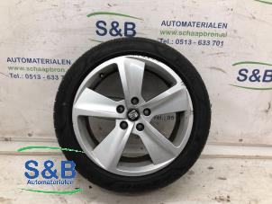 Used Wheel + tyre Seat Leon ST (5FF) 1.4 TSI ACT 16V Price € 150,00 Margin scheme offered by Schaap & Bron