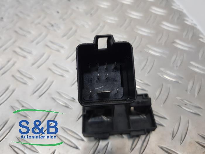 Glow plug relay from a Audi Miscellaneous 2015