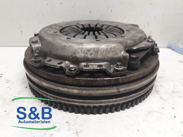 Clutch kit (complete) from a MINI Mini One/Cooper (R50) 1.4 D One 2004