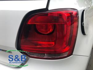 Używane Tylne swiatlo pozycyjne prawe Volkswagen Polo V (6R) 1.2 TDI 12V BlueMotion Cena € 35,00 Procedura marży oferowane przez Schaap & Bron