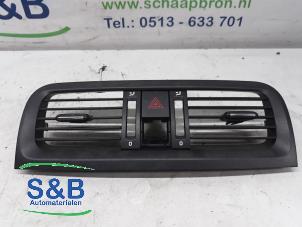 Used Dashboard vent Skoda Fabia II Combi 1.2 TDI 12V Greenline Price € 15,00 Margin scheme offered by Schaap & Bron