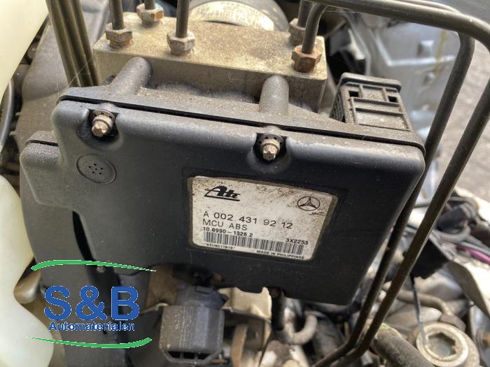Used ABS pump Mercedes C Combi (S202) 1.8 C180T 16V Price € 39,00 Margin scheme offered by Schaap & Bron