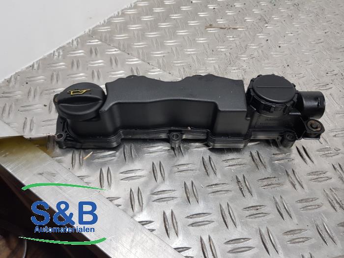 Gebrauchte Ventildeckel Citroen Berlingo 1.6 Hdi 75 16V Phase 1 Preis € 20,00 Margenregelung angeboten von Schaap & Bron