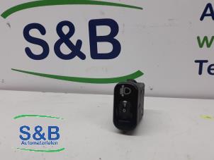 Begagnade Höjdkontrollbrytare Volkswagen Crafter 2.5 TDI 30/32/35/46/50 Pris € 10,00 Marginaltabell erbjuds av Schaap & Bron