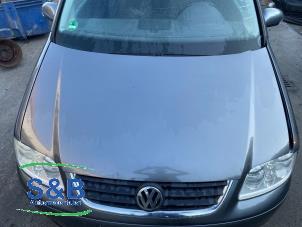 Used Bonnet Volkswagen Touran (1T1/T2) 2.0 FSI 16V Price € 125,00 Margin scheme offered by Schaap & Bron