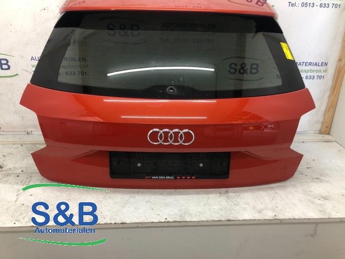 Hayon d'un Audi Q2 (GAB/GAG) 1.4 TFSI 16V 2018