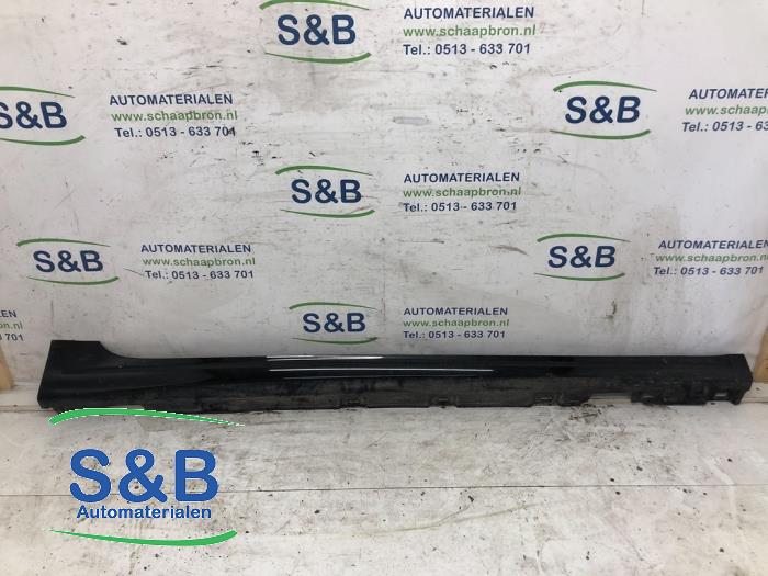 Używane Próg drzwi prawa Audi A5 Sportback (F5A/F5F) 2.0 TDI 16V Cena € 125,00 Procedura marży oferowane przez Schaap & Bron